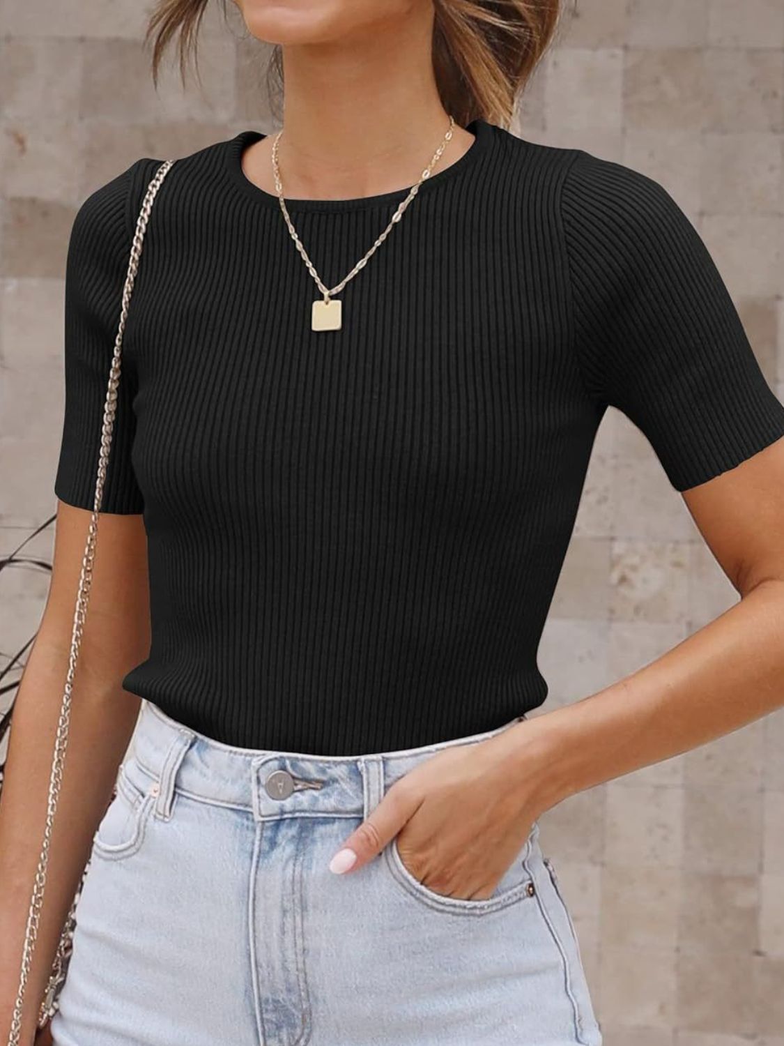 LIZAKOSHT  -  Ribbed Round Neck Short Sleeve Knit Top