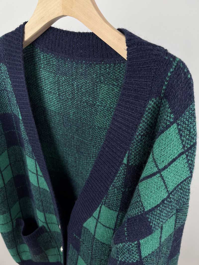Lizakosht  green plaid  long cardigan women warm V-Neck Long Sleeve sweater women autumn winter women tops new sweater