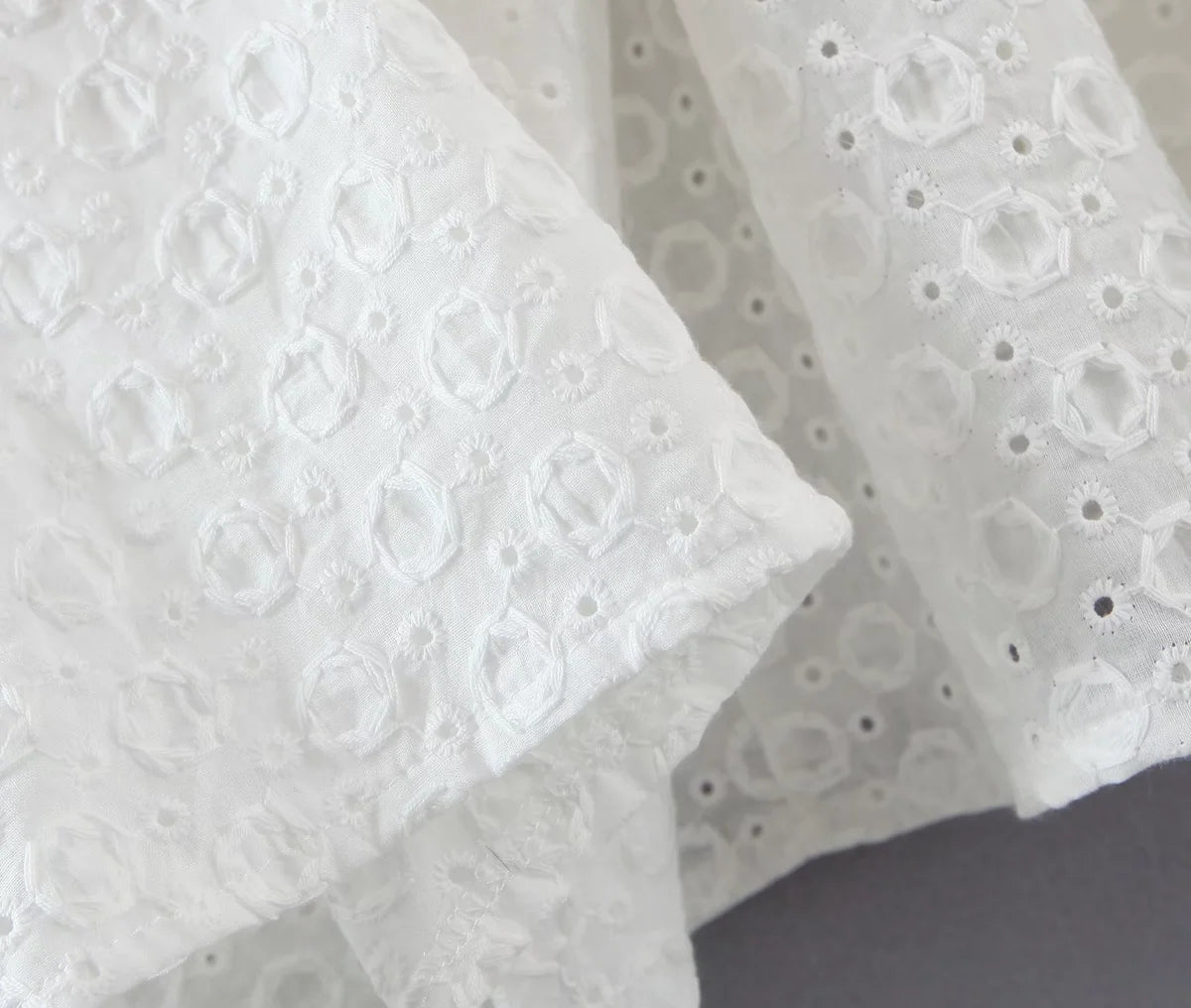 Elegant Embroidery Lace Dress Vintage White Summer Women Dresses Puff Sleeve Bandage Ladies Party Woman Dress Vestidos