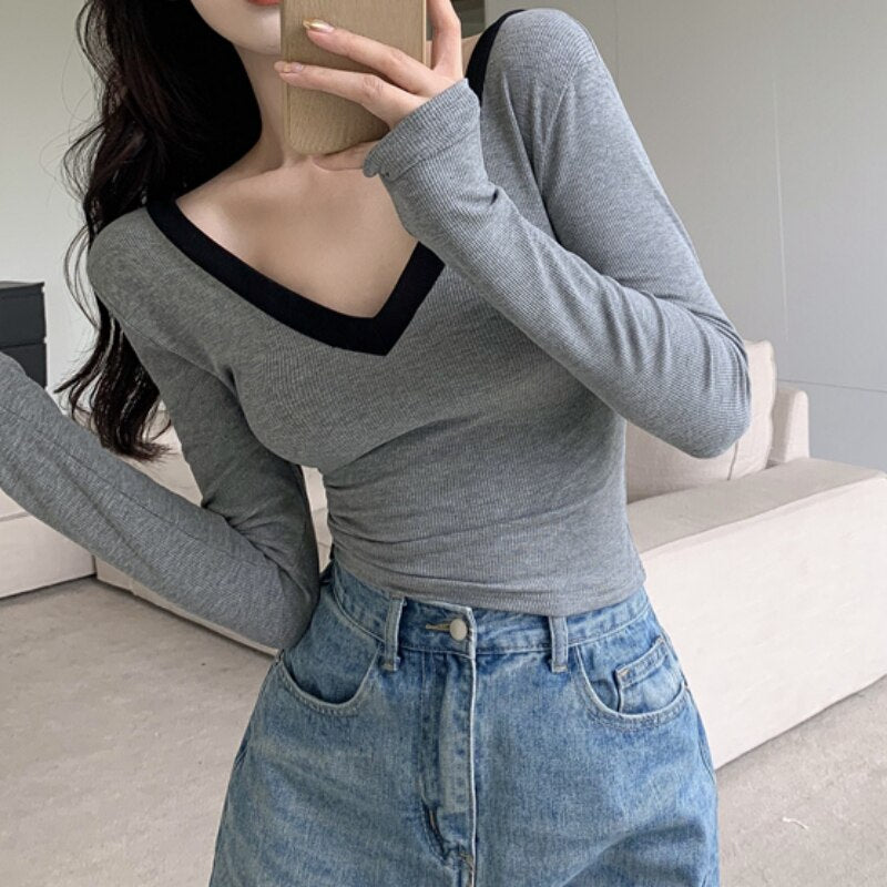 Y2KT-shirt Women's Short V-neck Plus Velvet Thick Long-sleeved Bottoming Shirt Autumn and Winter Sexy Tight Gray Top