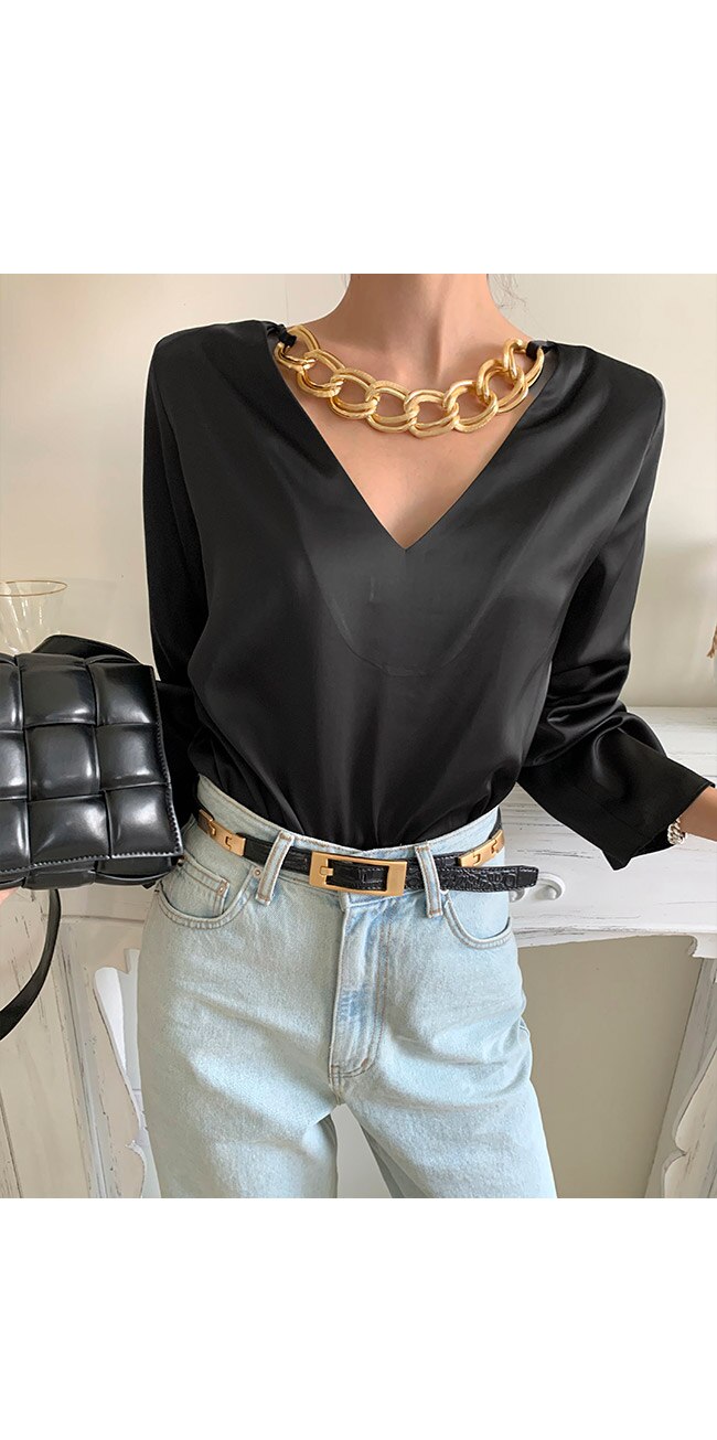 Lizakosht Women's shirt autumn new V-neck metal chain decoration Slim all-match long-sleeved shirt
