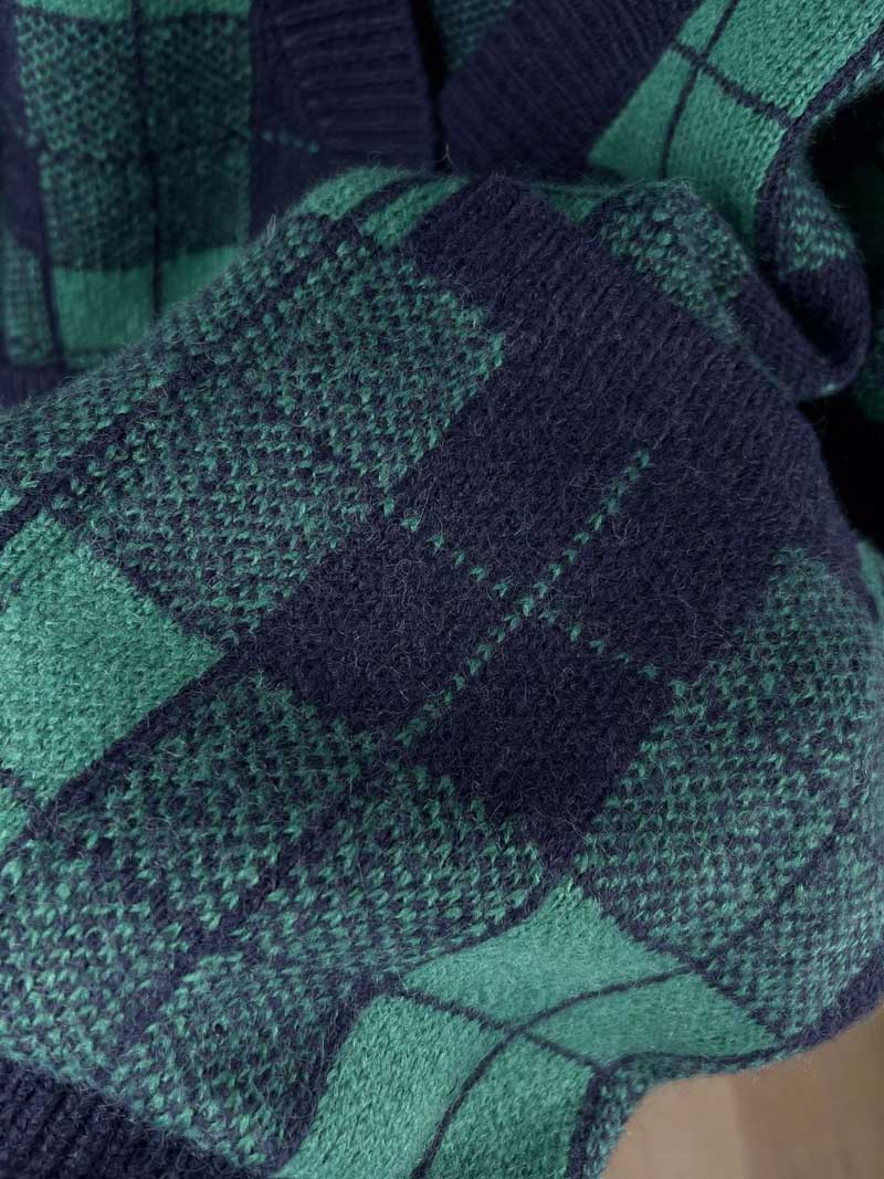Lizakosht  green plaid  long cardigan women warm V-Neck Long Sleeve sweater women autumn winter women tops new sweater