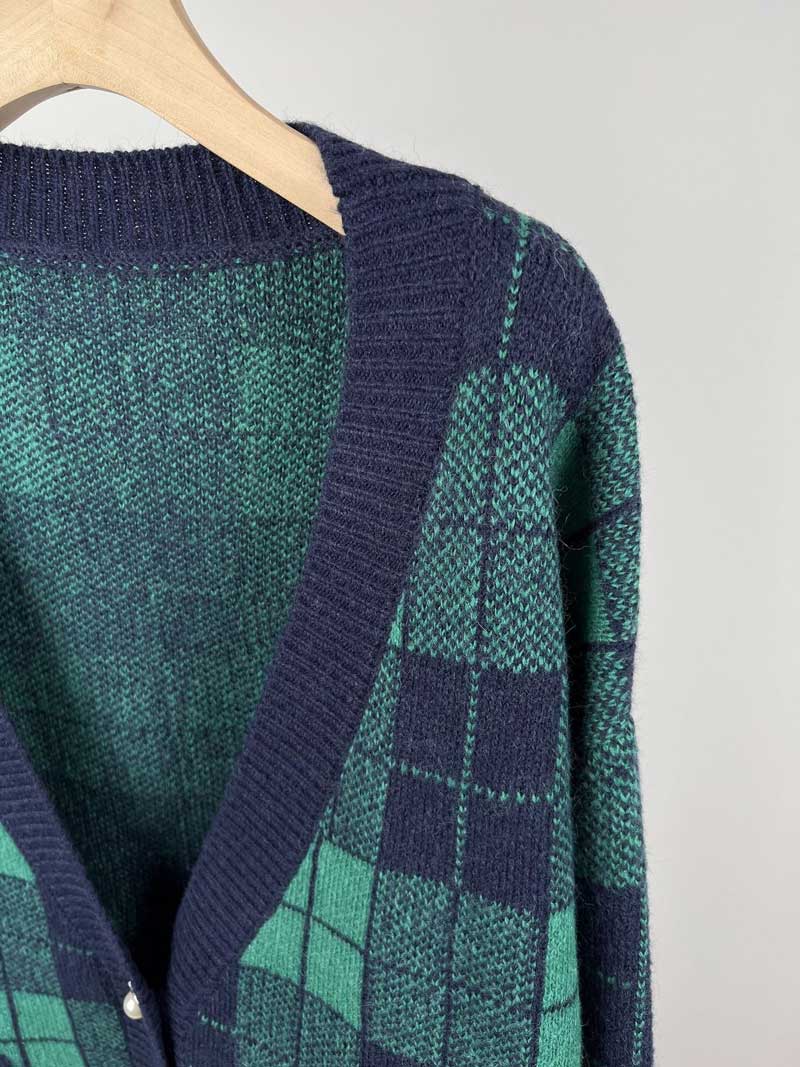 Lizakosht  green plaid  long cardigan women warm V-Neck Long Sleeve sweater women autumn winter women tops new sweater