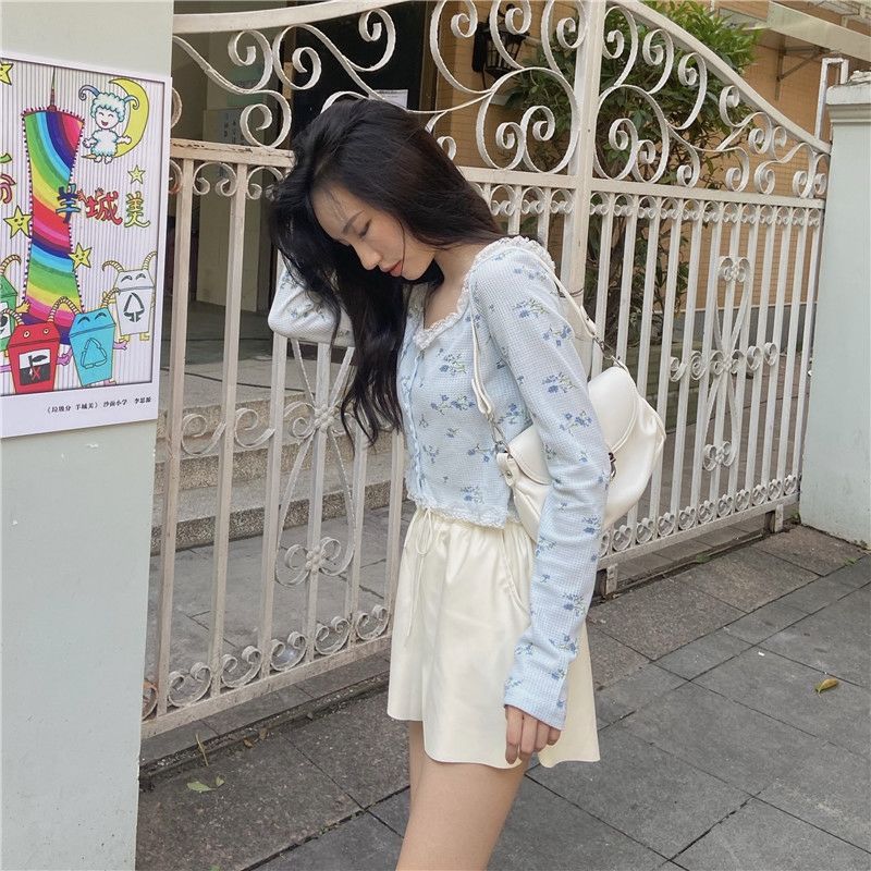 Women Cardigan Sweet Crop Top Design Patchwork Lace Floral Gentle Students All-match Retro Single Breasted Korean Style Chic Ins