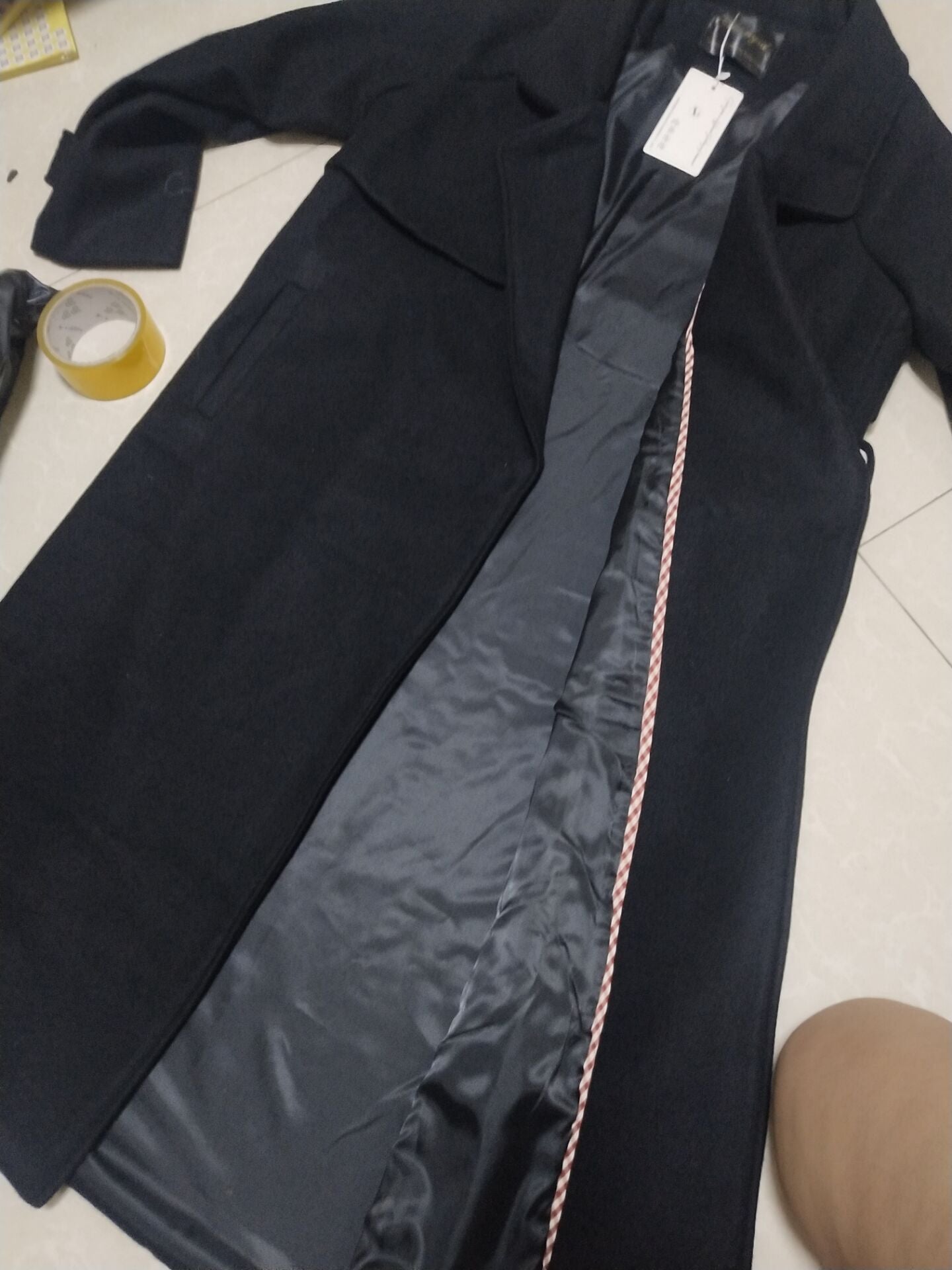 Fall/Winter 2021black woolen coat women's fashion coat loose belt temperament is thin casual wool coat trench  Office Lady Long