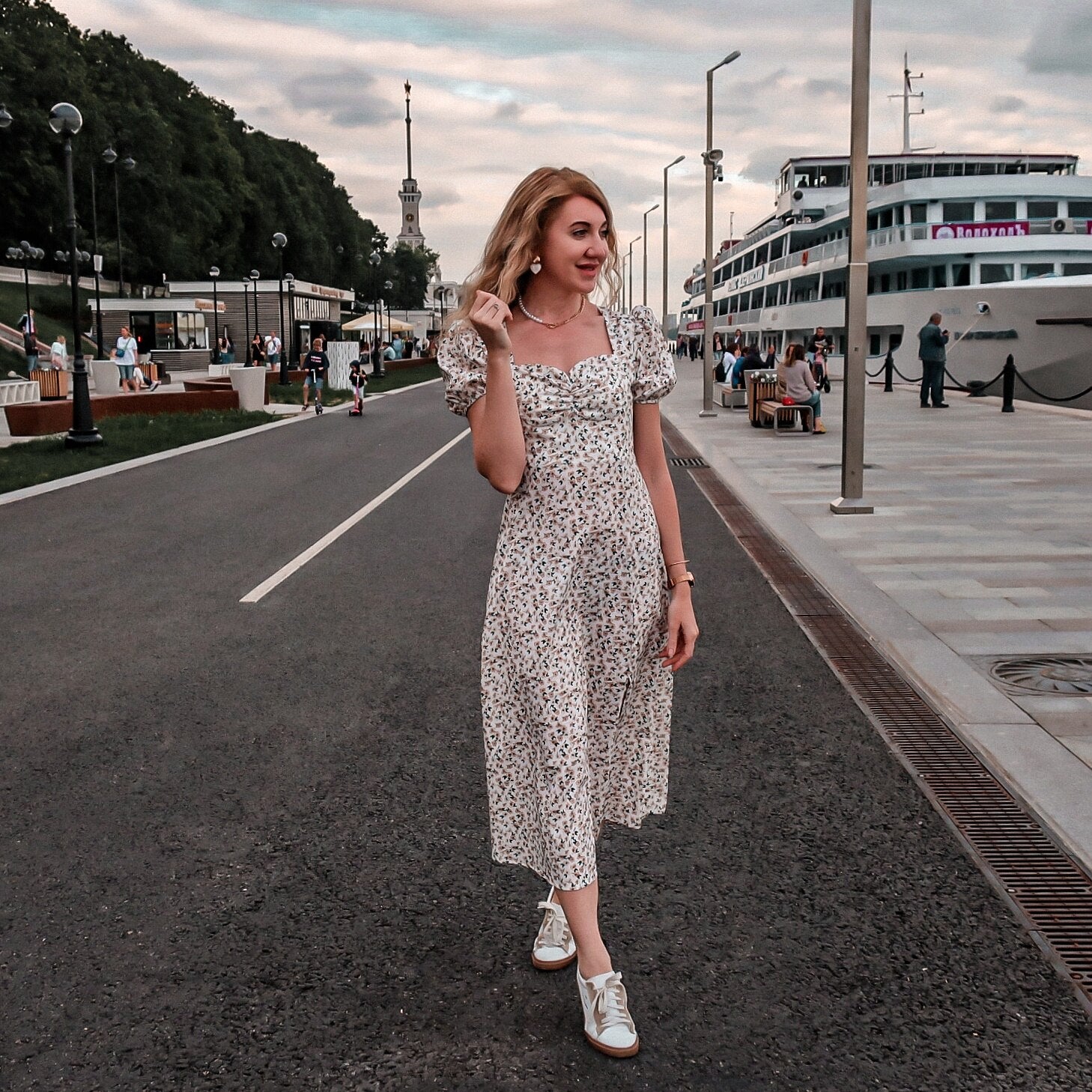 Summer Dress For Women 2022 Puff Sleeve Midi Dress Vintage Square Neck Floral Print Split Sundress Holiday Casual Dresses Women
