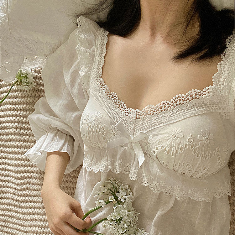 White Cotton Night Dress Women Autumn Long Sexy Nighty Peignoirs Lolita Vintage Nightgowns Romantic Princess Sleepwear