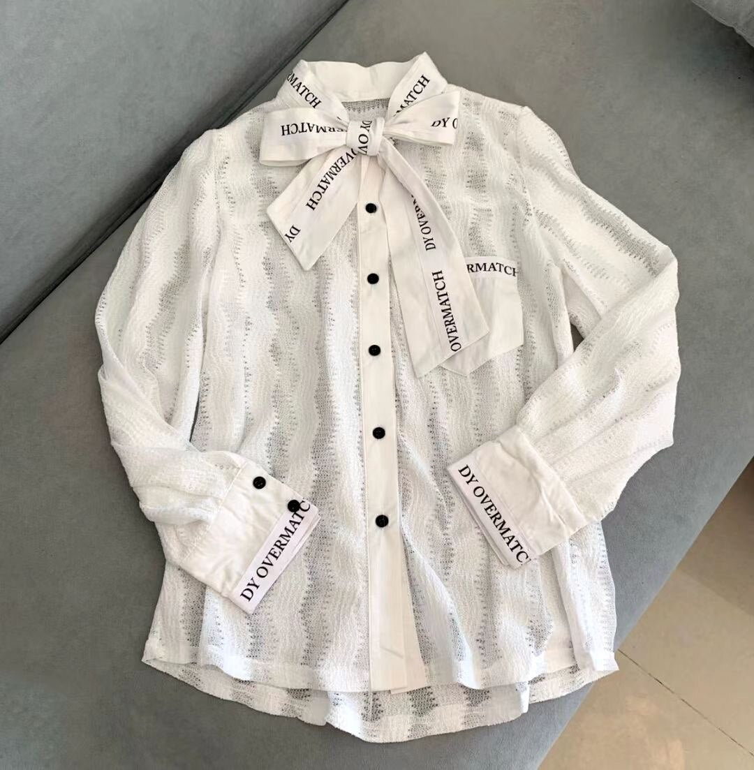 Lizakosht French style restoring ancient ways ribbon bow blouse female temperament of early spring new white shirt long sleeve lace tops