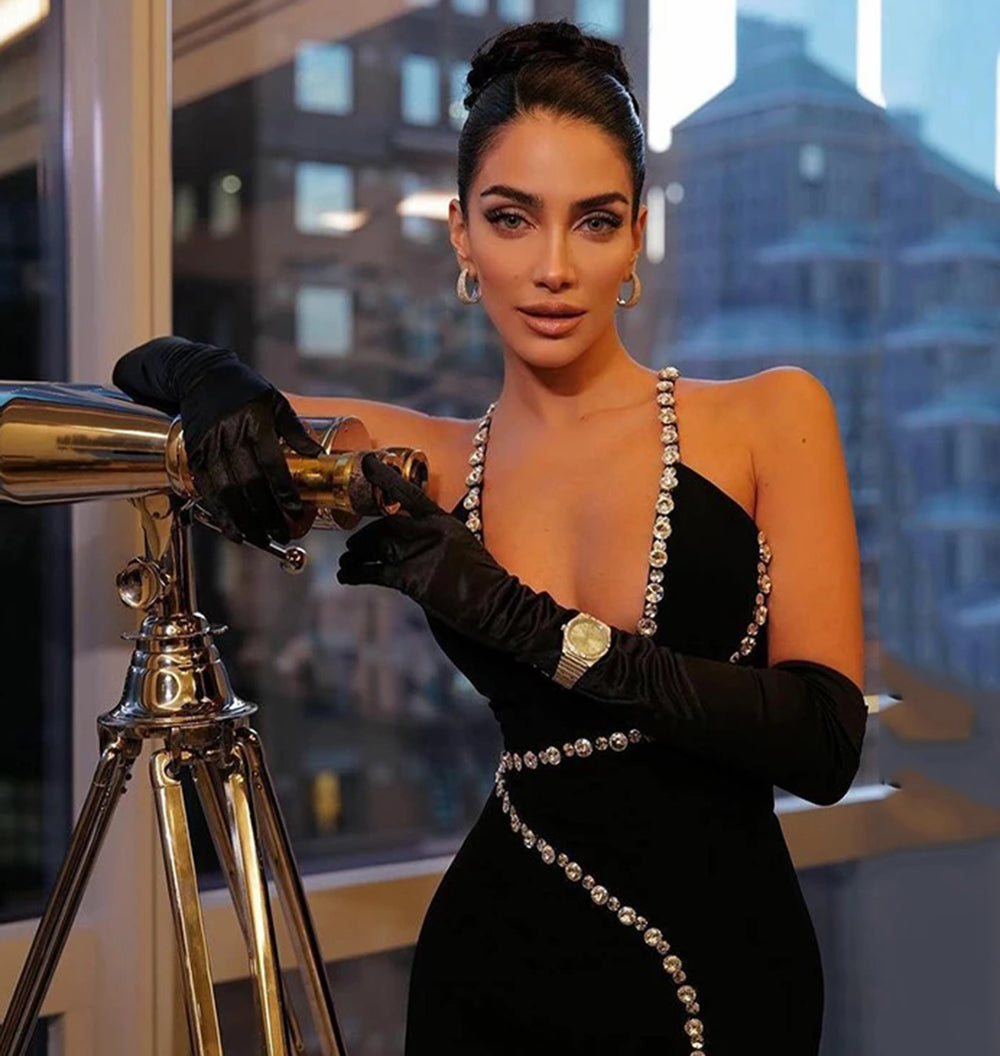 Lizakosht  2022 Ladies Spaghetti Straps V-neck Sexy Tight Bandage Dress Crystal Diamond Design Celebrity Runway Party Club Dress
