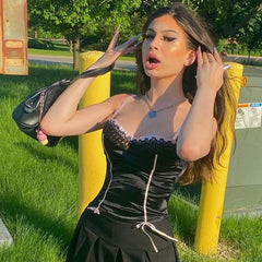 Summer New Black Aesthetic Cami Crop Patchwork Lace Trim Vintage Girl Clothes Sexy Slim Contrast Stitched Lace Up Tops