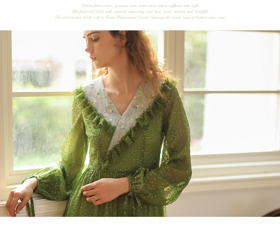 Lizakosht Green Dress SpringSummer Women Vintage Elegant Slim Long Sleeve Embroidery Lace V-Neck Cotton Long Dress ropa mujer talla grande