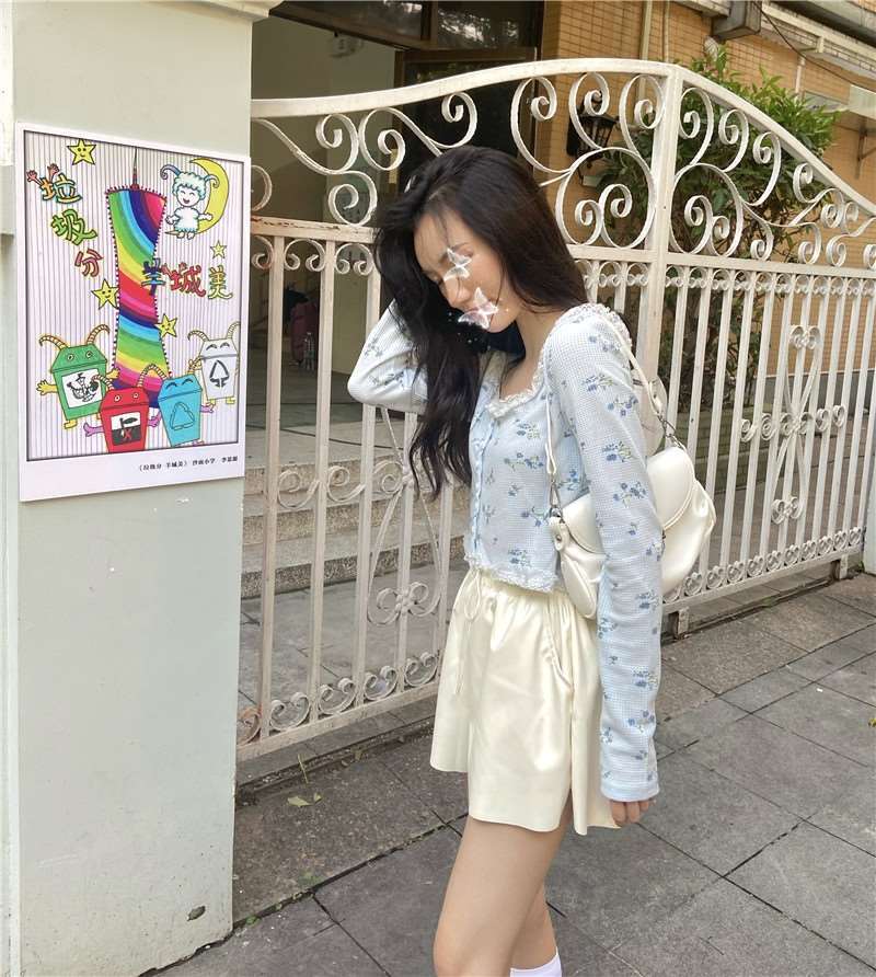 Women Cardigan Sweet Crop Top Design Patchwork Lace Floral Gentle Students All-match Retro Single Breasted Korean Style Chic Ins