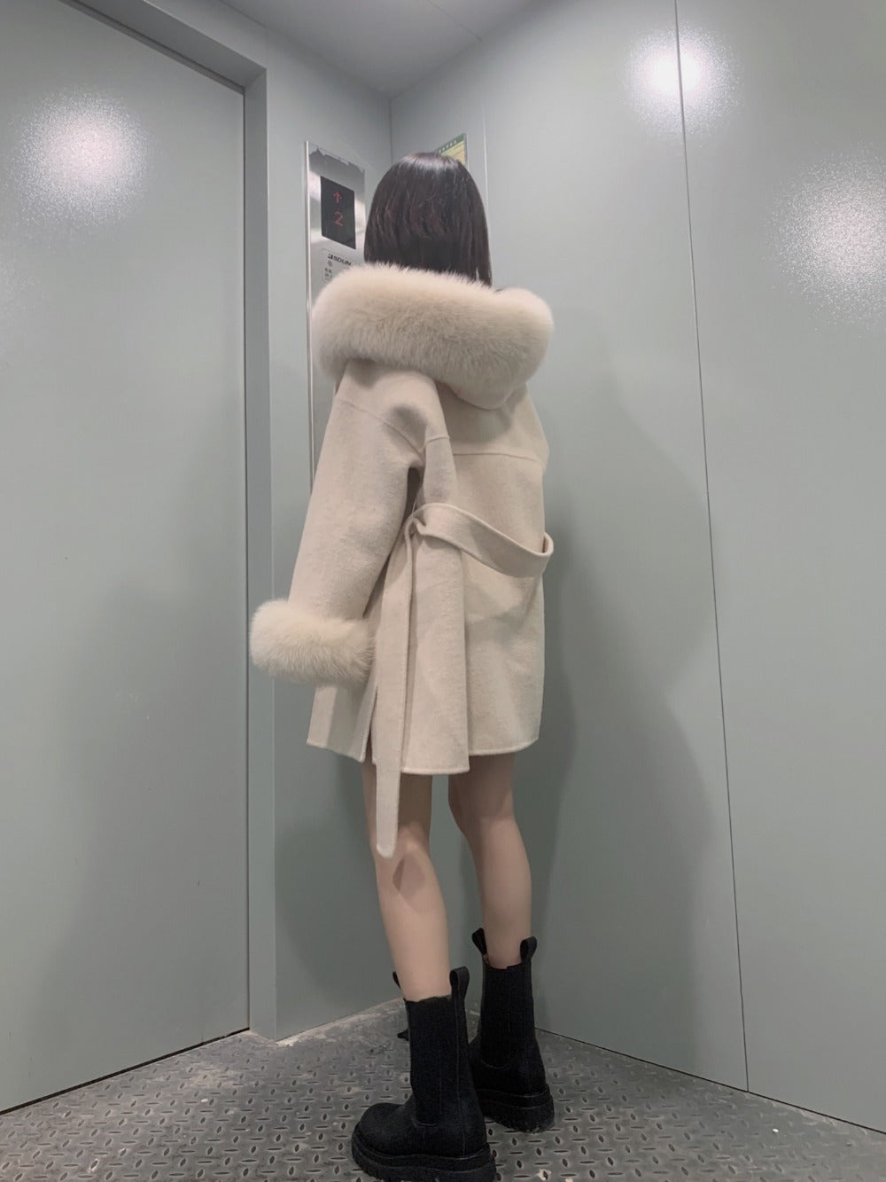 Lizakosht Luxury Oversized Real Cashmere Blend Coat Women Winter Wool Hooded Cardigan Jacket With Genuine Fox Fur Collar