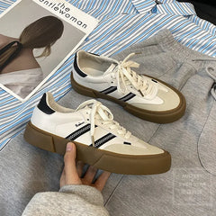 Lizakosht Luxury New Retro Shoes for Women Sneakers Fashion Classic Low Cut Lace-up Plus Size 35-44 All-match Designer Sneakers Women