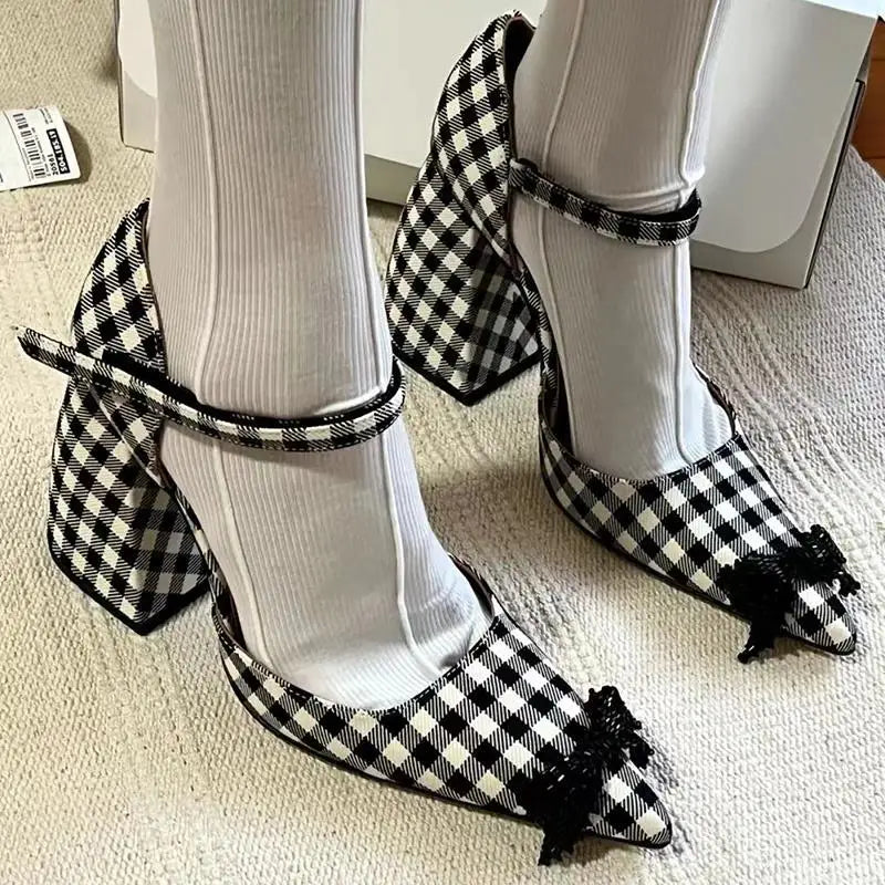 Lizakosht New Version Of Wild Thick-heeled pointed bow French Retro Mary Jane Shoes Trend High-heeled lattice Shoes Party Wedding Spring