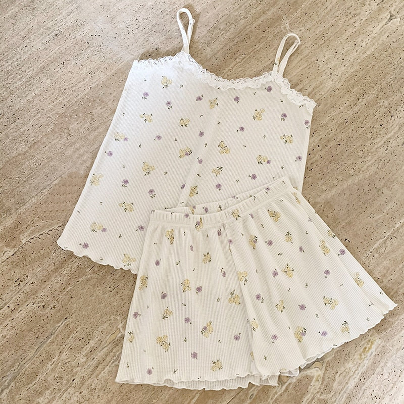 Lizakosht Sweet Floral Pattern Pajama Sets Women Summer Lace Trim Homewear Cute Sleepwear Kawaii Pajamas Top and Shorts