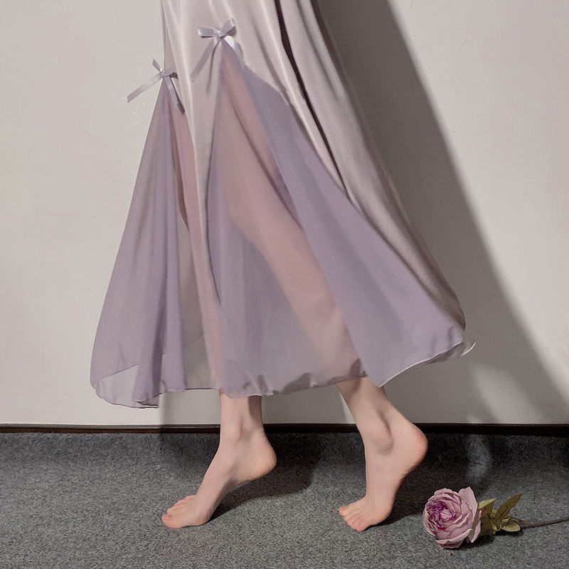 Lizakosht Woman Purple Pajamas Sleepwear Sexy Lace Nightdress Elagent V-collar Sling Bowknot Dress Skin Friendly Perspective Nightgown