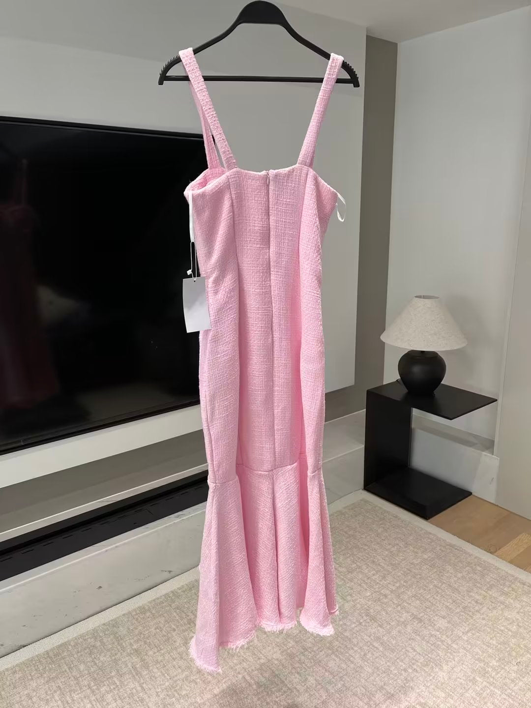 Lizakosht Women New Chic Fashion Textured laminated decoration Midi Dress Vintage sleeveless sling Female Dresses Vestidos Mujer