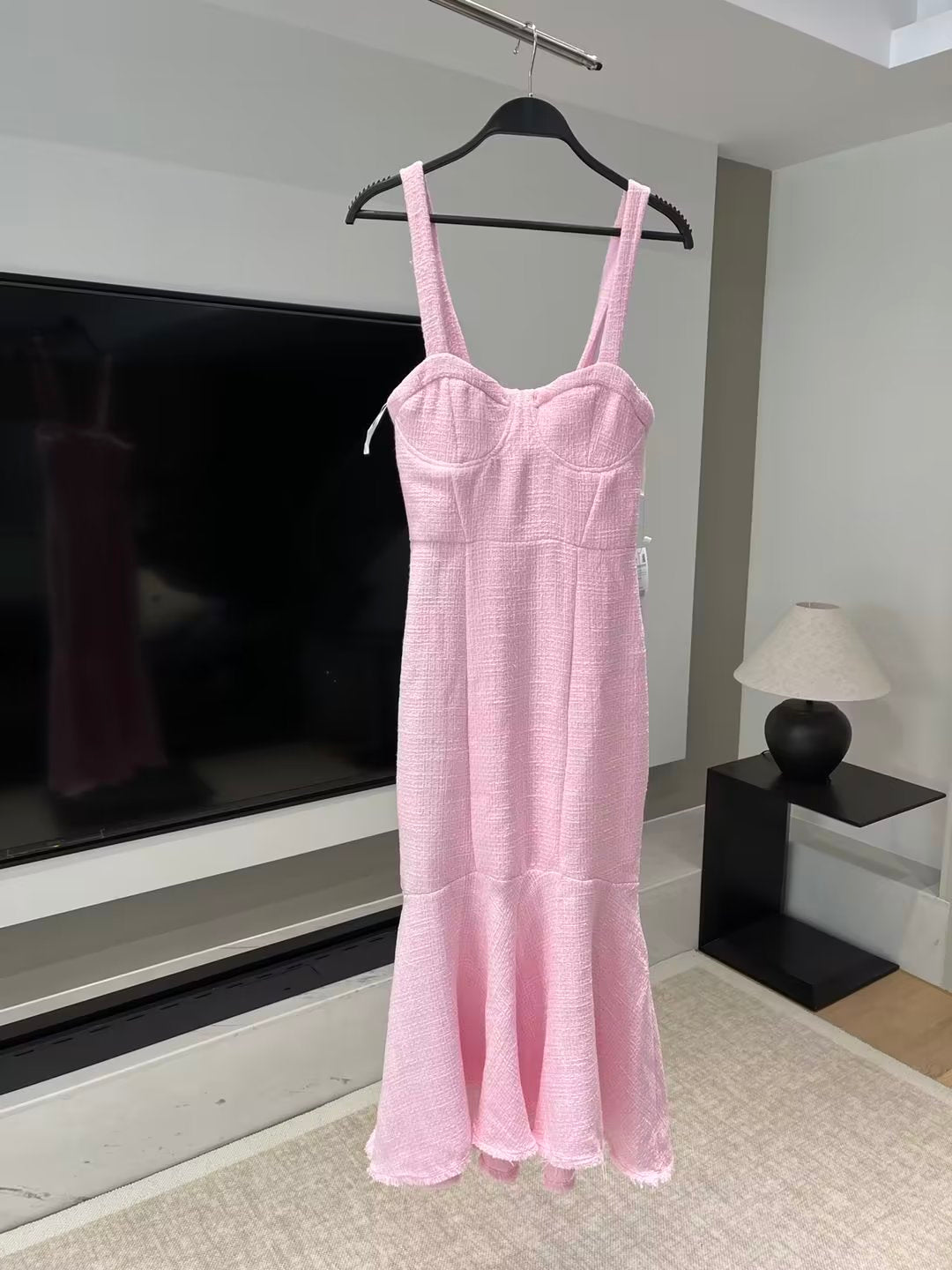 Lizakosht Women New Chic Fashion Textured laminated decoration Midi Dress Vintage sleeveless sling Female Dresses Vestidos Mujer
