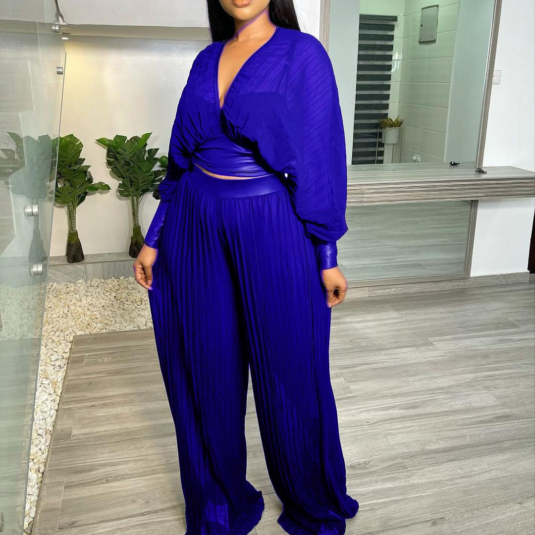 Ladies Long Sleeved Black V-Neck Top Loose Stitching Pleated Wide Leg Pants Two-Piece Set