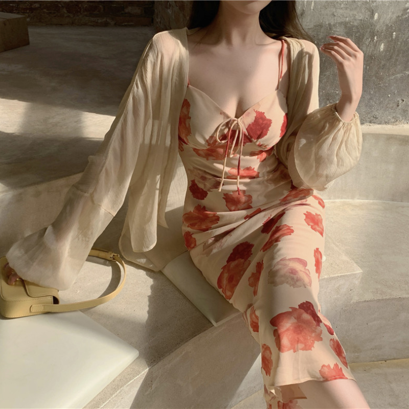 Lizakosht French Vintage Strap Dress Women Sweet Elegant Sleeveless Sexy Floral Dress Female Casual V-neck Beach Party Dress Summer 2021