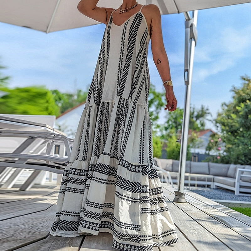 Lizakosht Casual V-neck Pleat Party Long Dress Women Seaside Suspenders Female Dresses Elegant Loose Graphic Bohemian Beach Dress
