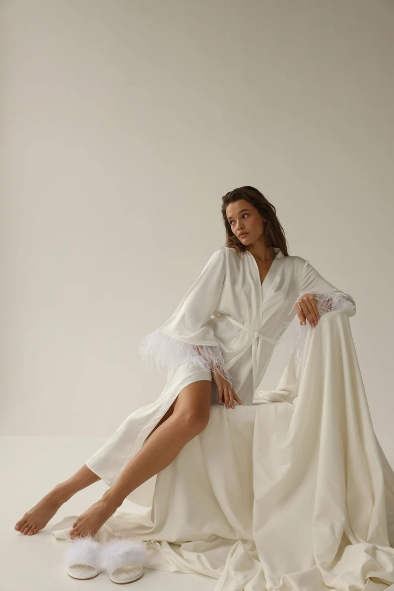 Lizakosht Bride Robe With Feather Sleeves White Boudoir Robe Long Gown Silk Bridal Wedding Dressing Gown Women Sheer Robes Bridesmaid Gift