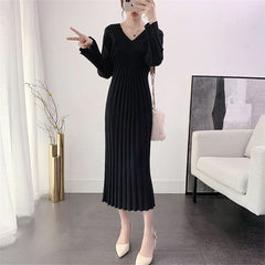 Fashion Designer Pleated Knitted Dress Elegant Women Sweater long Dresses Pullovers Black Long Sleeve Autumn Vestido 2021