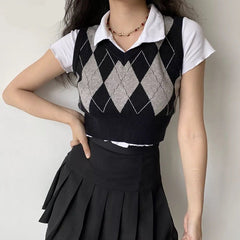 Lizakosht Vintage Argyle Plaid Sweater Vest Women V-Neck Female Sleeveless Tank Jumper Ladies Short Spring Knitting Pullovers Tops