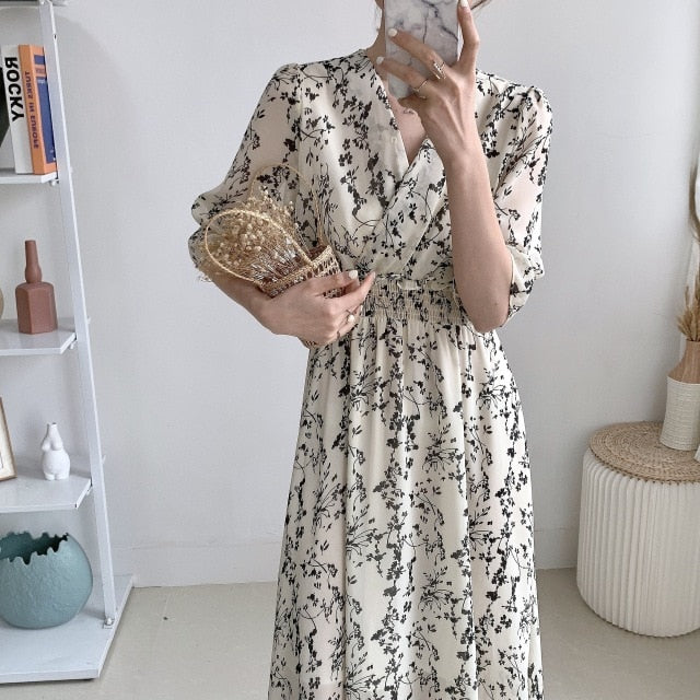 Retro floral dress women's elegant Chiffon French party dress puff sleeve V-neck MIDI dress autumn 2021 new women's dress