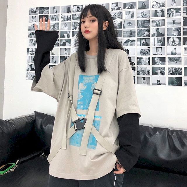 Fake two-piece printed round neck long-sleeved shirt women's loose bandage was thin and wild loose top super fire Harajuku stree