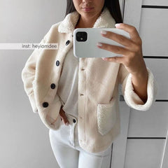Faux Lamb Wool Coat Women Autumn and Winter Jackets and Coats Thick Fur One-piece Plush Winter Clothes Loose Short Trend