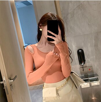 Short coat women's undergarment with casual women's short coat on the inside and outside, showing thin c-neck