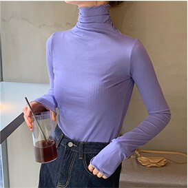 Short coat women's undergarment with casual women's short coat on the inside and outside, showing thin c-neck