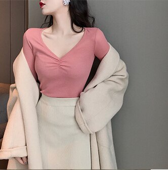 Short coat women's undergarment with casual women's short coat on the inside and outside, showing thin c-neck
